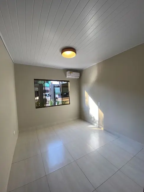 Foto 4 de Casa com 3 quartos à venda, 525m2 em Cascavel - PR