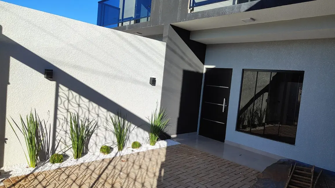 Foto 2 de Sobrado com 3 quartos à venda, 74m2 em Cascavel - PR