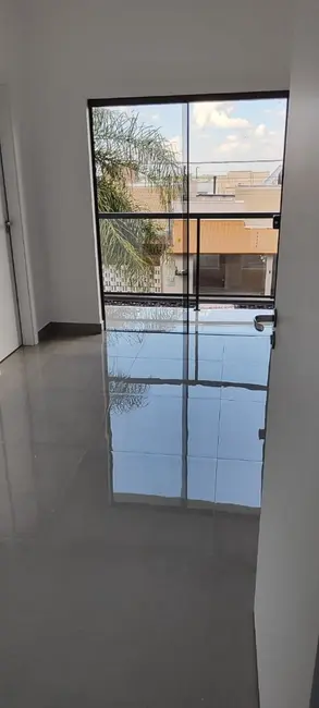 Foto 7 de Sobrado com 3 quartos à venda, 81m2 em Canadá, Cascavel - PR