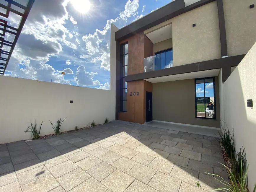 Foto 2 de Sobrado com 3 quartos à venda, 198m2 em Cancelli, Cascavel - PR