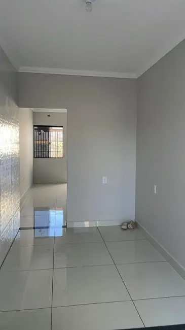Foto 3 de Casa com 2 quartos à venda, 100m2 em Esmeralda, Cascavel - PR