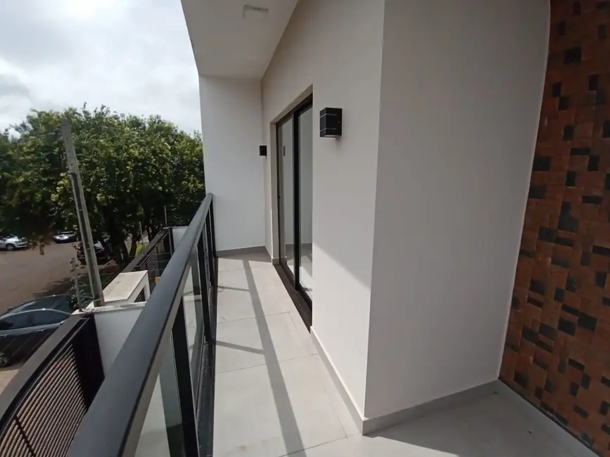 Foto 7 de Sobrado com 3 quartos à venda, 110m2 em Canadá, Cascavel - PR