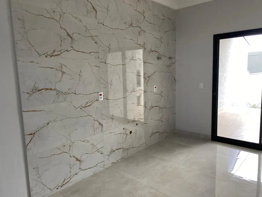 Foto 5 de Casa com 3 quartos à venda, 300m2 em Alto Alegre, Cascavel - PR