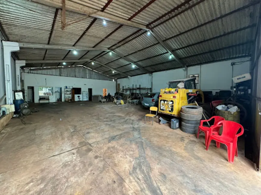 Foto 4 de Armazém / Galpão à venda, 308m2 em Interlagos, Cascavel - PR