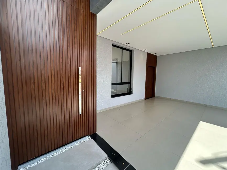 Foto 2 de Casa com 3 quartos à venda, 194m2 em Cancelli, Cascavel - PR