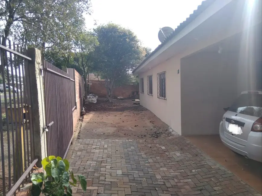 Foto 1 de Terreno / Lote à venda, 518m2 em Cascavel - PR