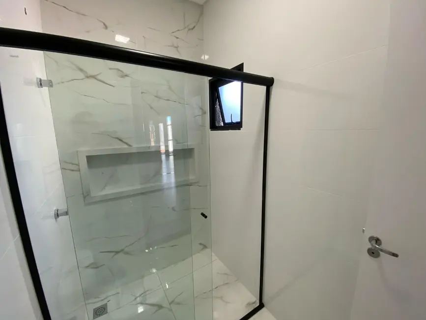 Foto 7 de Casa com 2 quartos à venda, 100m2 em Cascavel - PR