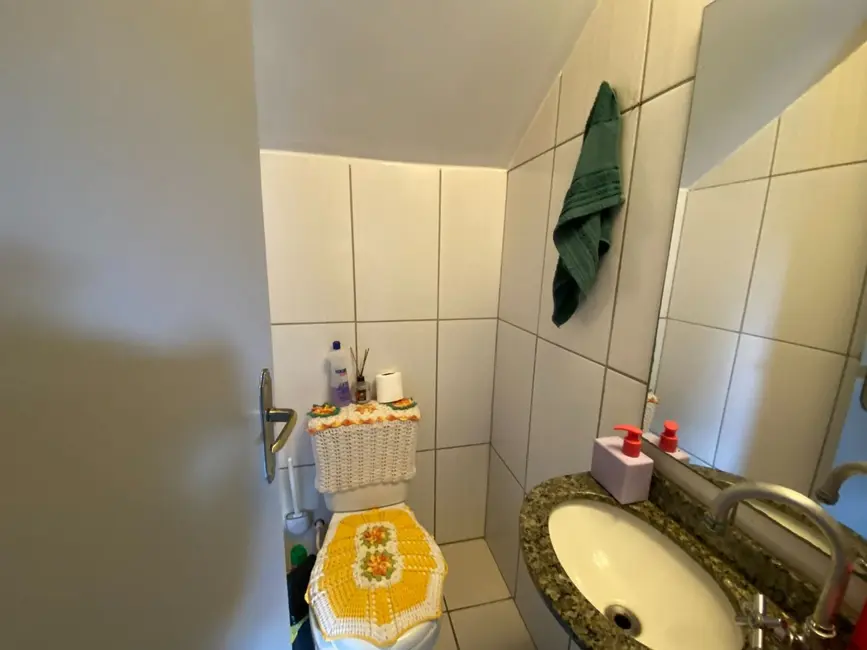 Sobrado com 2 quartos à venda, 90m2 em Parque Verde, Cascavel - PR - imagem 8 Foto 8 de Sobrado com 2 quartos à venda, 90m2 em Parque Verde, Cascavel - PR