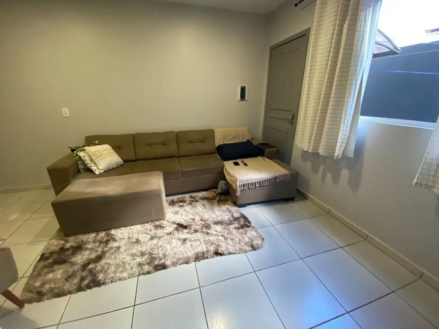Sobrado com 2 quartos à venda, 90m2 em Parque Verde, Cascavel - PR - imagem 9 Foto 9 de Sobrado com 2 quartos à venda, 90m2 em Parque Verde, Cascavel - PR