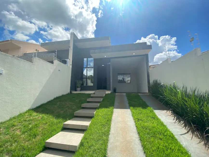 Foto 1 de Casa com 2 quartos à venda, 378m2 em Santa Cruz, Cascavel - PR