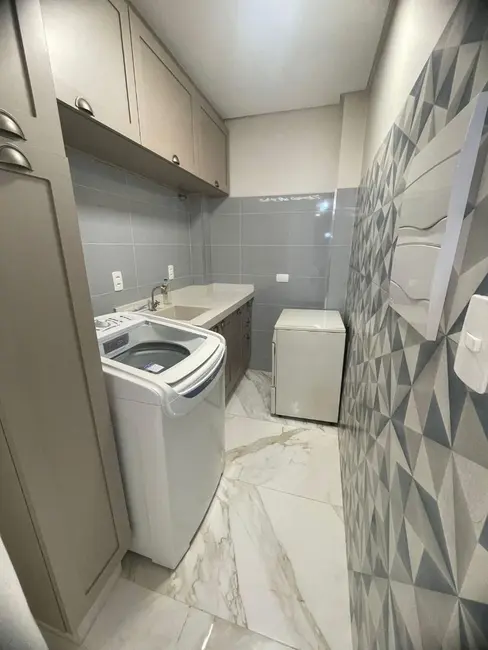 Foto 7 de Sobrado com 3 quartos à venda, 229m2 em Cascavel - PR