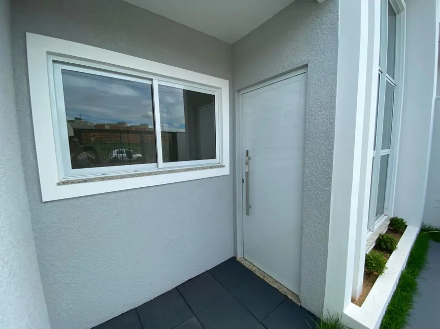 Foto 4 de Casa com 2 quartos à venda, 105m2 em Cascavel - PR