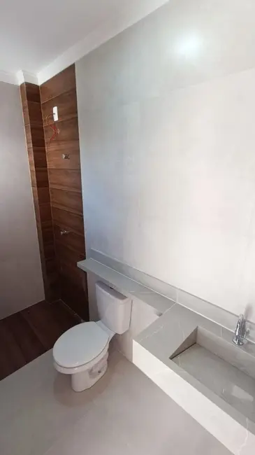 Foto 6 de Sobrado com 3 quartos à venda, 125m2 em Cascavel - PR