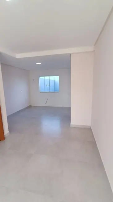 Foto 4 de Sobrado com 3 quartos à venda, 125m2 em Cascavel - PR