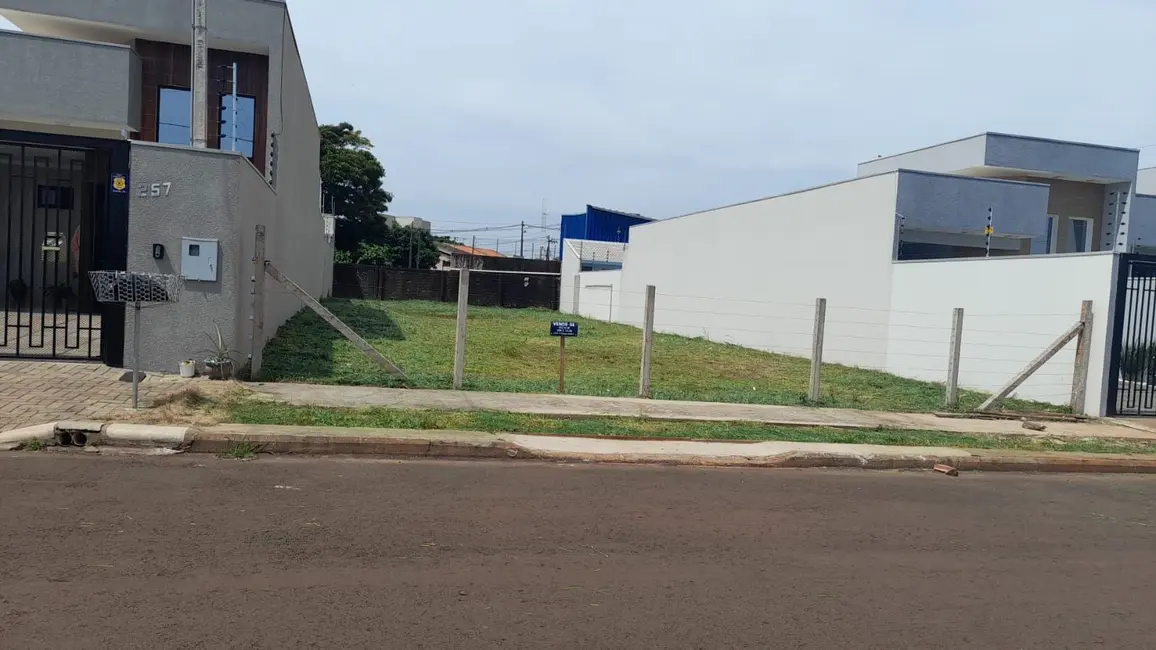 Foto 1 de Terreno / Lote à venda, 422m2 em Santa Felicidade, Cascavel - PR