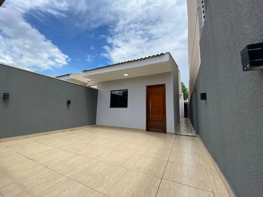 Foto 1 de Casa com 2 quartos à venda, 147m2 em Pioneiros Catarinenses, Cascavel - PR