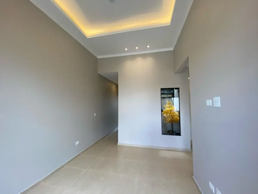 Casa com 2 quartos à venda, 100m2 em Morumbi, Cascavel - PR - imagem 2 Foto 2 de Casa com 2 quartos à venda, 100m2 em Morumbi, Cascavel - PR