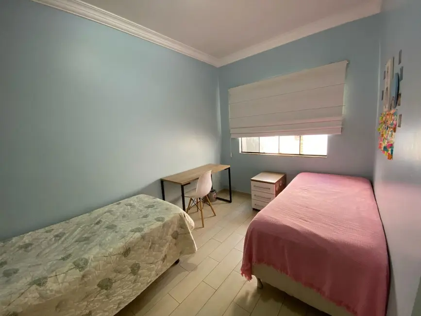 Foto 9 de Sobrado com 3 quartos à venda, 121m2 em Centro, Cascavel - PR