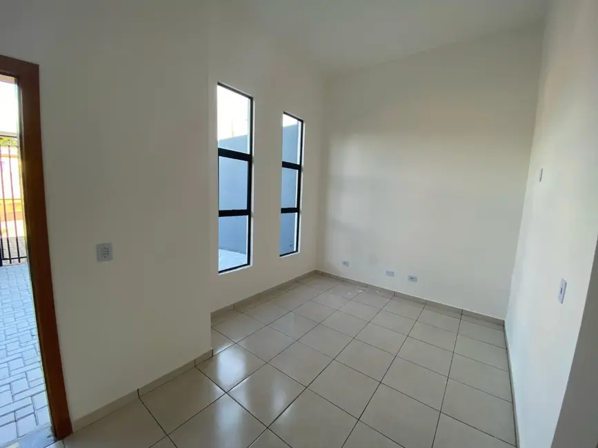 Foto 3 de Casa com 2 quartos à venda, 104m2 em Periolo, Cascavel - PR