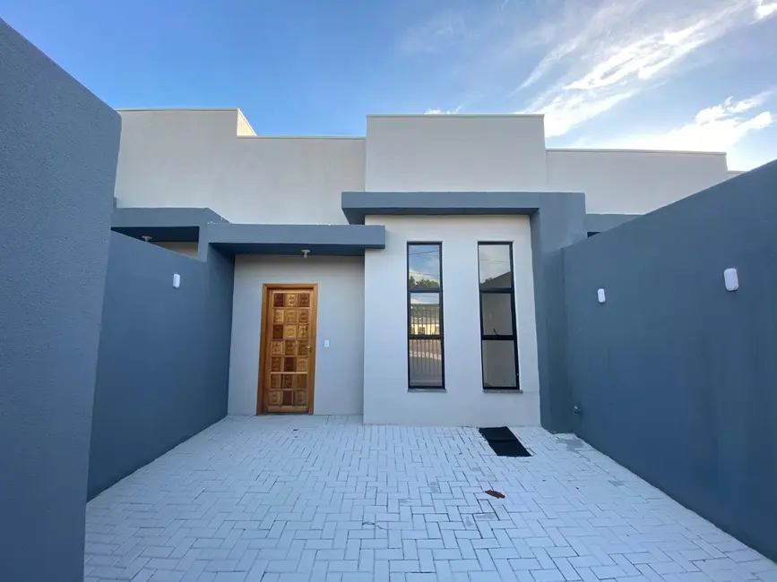 Foto 1 de Casa com 2 quartos à venda, 104m2 em Periolo, Cascavel - PR