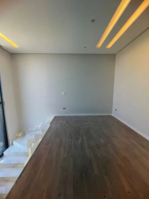 Foto 8 de Sobrado com 3 quartos à venda, 200m2 em Cancelli, Cascavel - PR