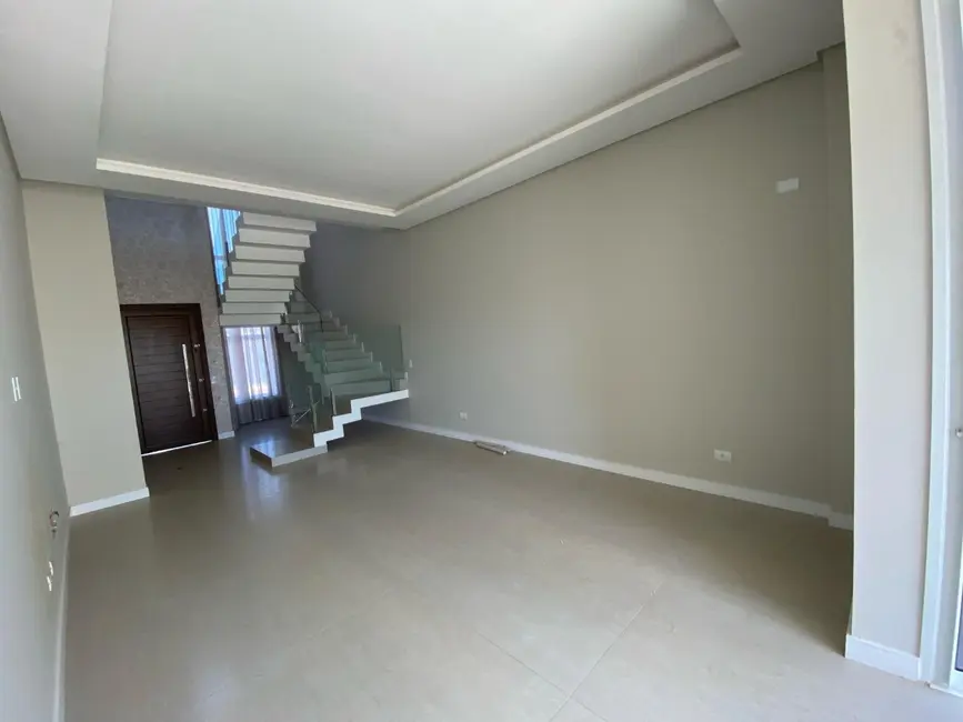 Foto 9 de Sobrado com 3 quartos à venda, 200m2 em Cancelli, Cascavel - PR