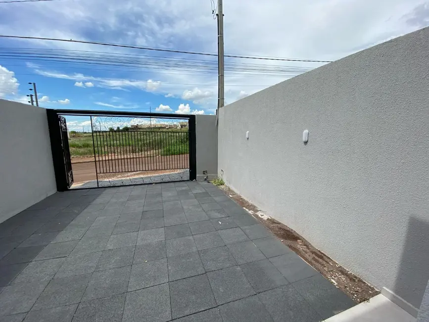 Foto 2 de Casa com 2 quartos à venda, 100m2 em Morumbi, Cascavel - PR