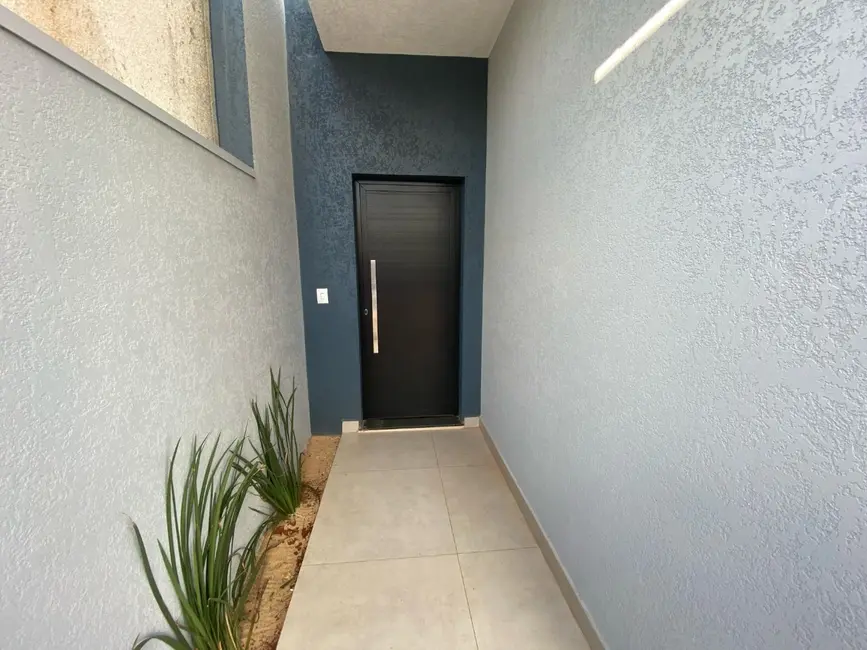 Casa com 3 quartos à venda, 125m2 em Santa Cruz, Cascavel - PR - imagem 3 Foto 3 de Casa com 3 quartos à venda, 125m2 em Santa Cruz, Cascavel - PR