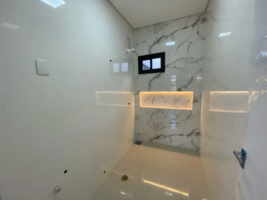 Casa com 3 quartos à venda, 125m2 em Santa Cruz, Cascavel - PR - imagem 7 Foto 7 de Casa com 3 quartos à venda, 125m2 em Santa Cruz, Cascavel - PR