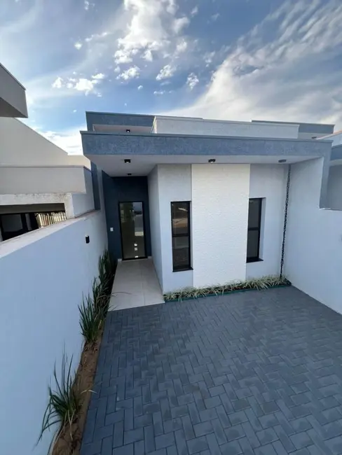 Foto 2 de Casa com 3 quartos à venda, 125m2 em Santa Cruz, Cascavel - PR