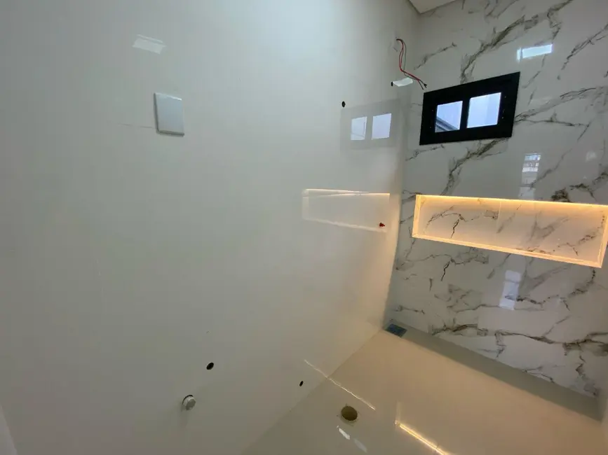 Casa com 3 quartos à venda, 125m2 em Santa Cruz, Cascavel - PR - imagem 8 Foto 8 de Casa com 3 quartos à venda, 125m2 em Santa Cruz, Cascavel - PR