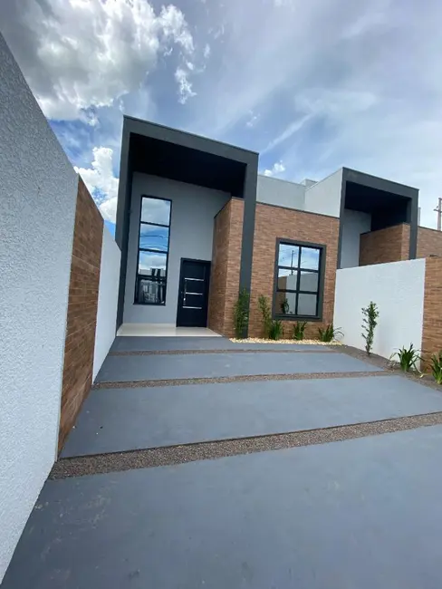 Foto 1 de Casa com 3 quartos à venda, 180m2 em Cascavel Velho, Cascavel - PR