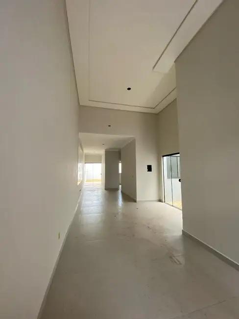 Foto 2 de Casa com 3 quartos à venda, 180m2 em Cascavel Velho, Cascavel - PR