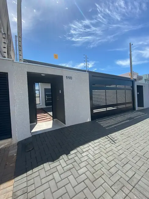 Foto 2 de Casa com 3 quartos à venda, 200m2 em Santa Felicidade, Cascavel - PR