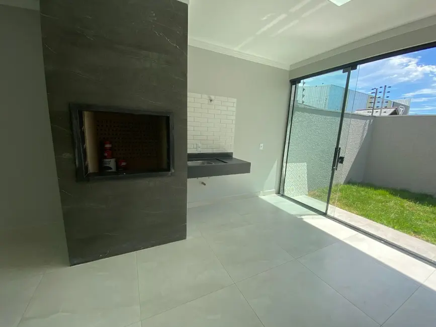 Casa com 3 quartos à venda, 200m2 em Santa Felicidade, Cascavel - PR - imagem 9 Foto 9 de Casa com 3 quartos à venda, 200m2 em Santa Felicidade, Cascavel - PR