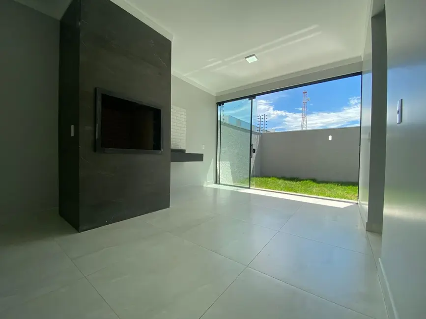 Casa com 3 quartos à venda, 200m2 em Santa Felicidade, Cascavel - PR - imagem 7 Foto 7 de Casa com 3 quartos à venda, 200m2 em Santa Felicidade, Cascavel - PR
