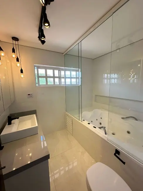 Foto 8 de Sobrado com 3 quartos à venda, 137m2 em Centro, Cascavel - PR