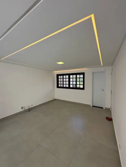 Foto 6 de Sobrado com 3 quartos à venda, 137m2 em Centro, Cascavel - PR