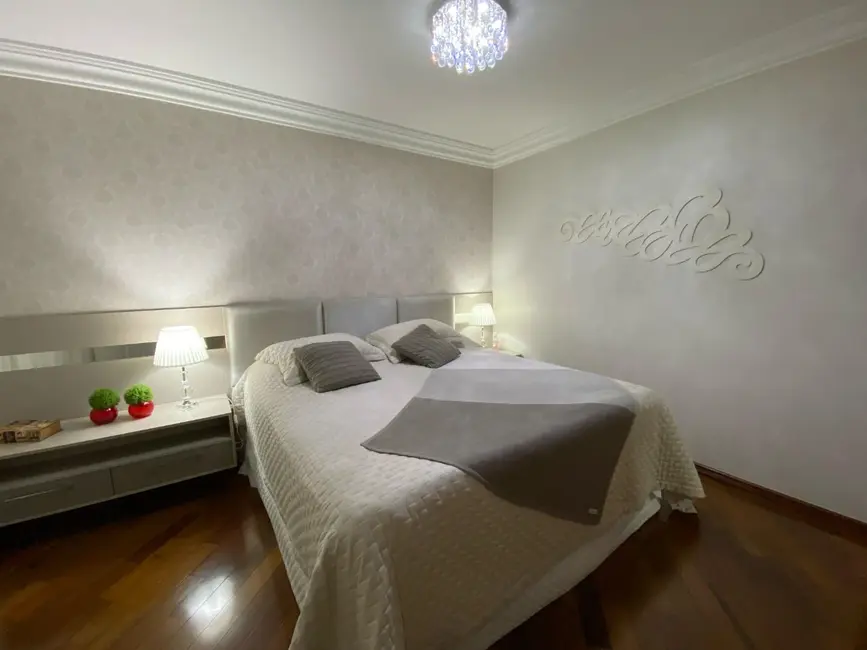 Foto 4 de Sobrado com 3 quartos à venda, 198m2 em Parque São Paulo, Cascavel - PR