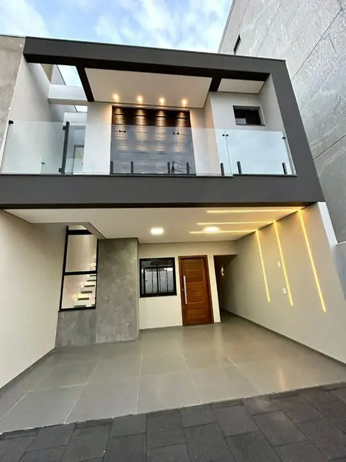 Foto 3 de Casa com 3 quartos à venda, 180m2 em Canadá, Cascavel - PR