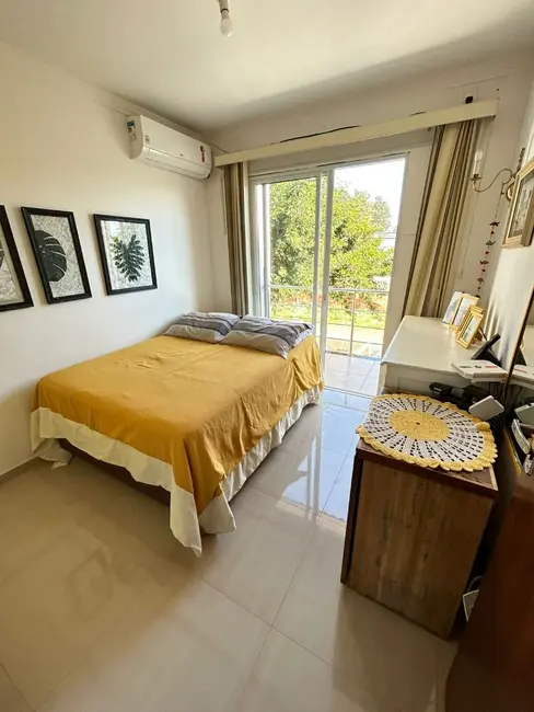 Foto 8 de Sobrado com 3 quartos à venda, 96m2 em Pioneiros Catarinenses, Cascavel - PR