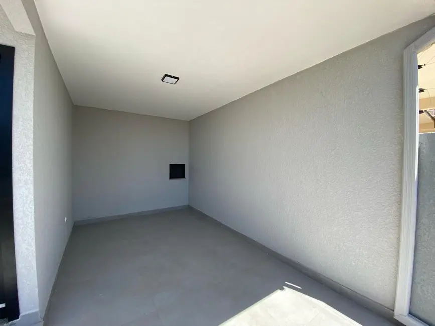 Foto 2 de Sobrado com 3 quartos à venda, 122m2 em Centro, Cascavel - PR