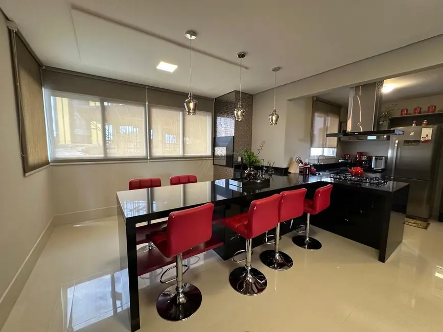 Foto 9 de Apartamento com 3 quartos à venda, 187m2 em Centro, Cascavel - PR