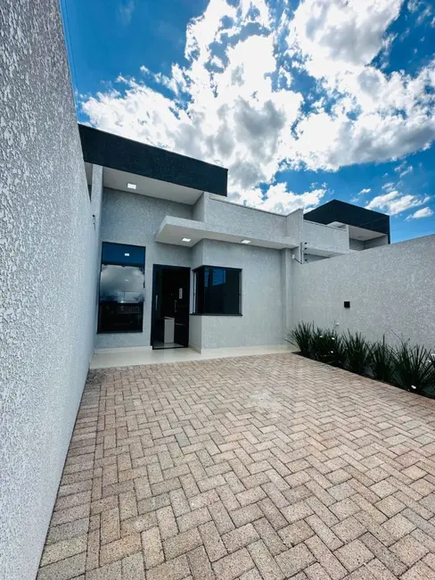 Casa com 2 quartos à venda e para alugar, 150m2 em Esmeralda, Cascavel - PR - imagem 1 Foto 1 de Casa com 2 quartos à venda e para alugar, 150m2 em Esmeralda, Cascavel - PR