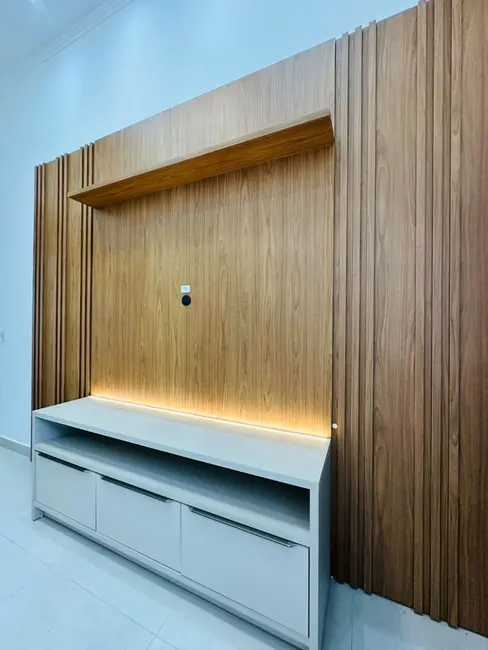 Casa com 2 quartos à venda e para alugar, 150m2 em Esmeralda, Cascavel - PR - imagem 5 Foto 5 de Casa com 2 quartos à venda e para alugar, 150m2 em Esmeralda, Cascavel - PR