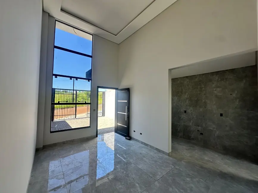 Casa com 2 quartos à venda, 125m2 em Cascavel - PR - imagem 4 Foto 4 de Casa com 2 quartos à venda, 125m2 em Cascavel - PR