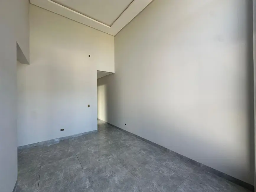 Casa com 2 quartos à venda, 125m2 em Cascavel - PR - imagem 3 Foto 3 de Casa com 2 quartos à venda, 125m2 em Cascavel - PR