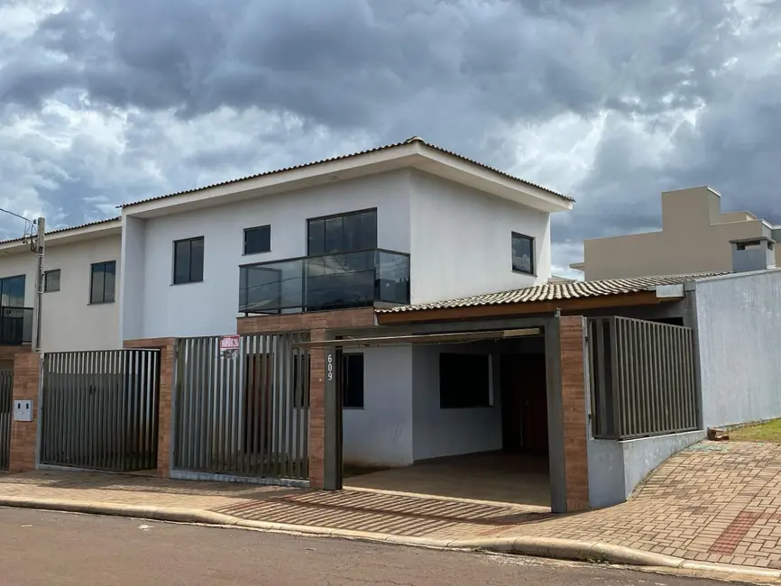Foto 1 de Sobrado com 2 quartos à venda, 126m2 em Pioneiros Catarinenses, Cascavel - PR