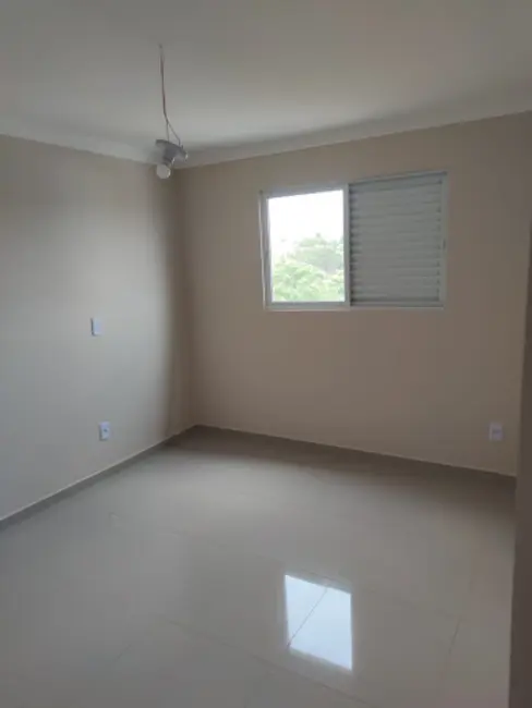 Foto 4 de Apartamento com 2 quartos à venda, 66m2 em Parque São Paulo, Cascavel - PR