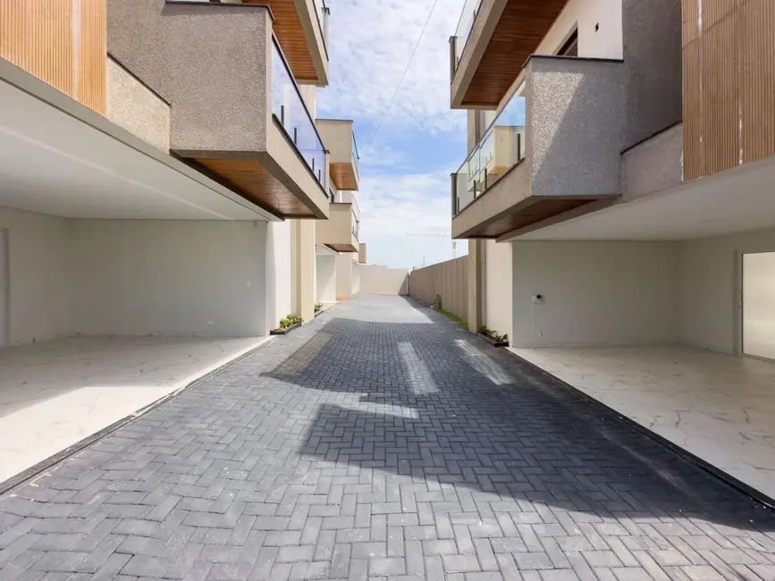 Foto 3 de Sobrado com 3 quartos à venda, 165m2 em Santa Cruz, Cascavel - PR